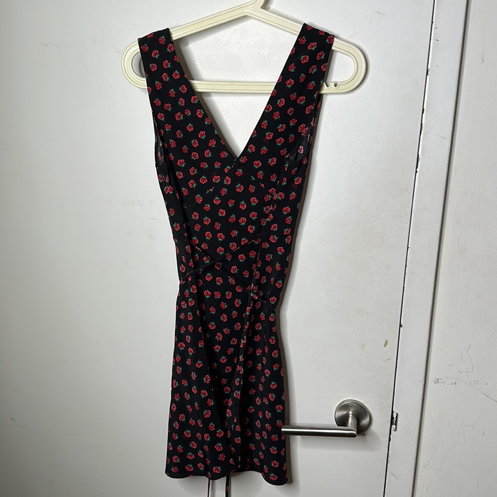 Réalisation Par The Isabelli Dress in Rosalita Silk Floral Rose Print Dress - Picture 4 of 6